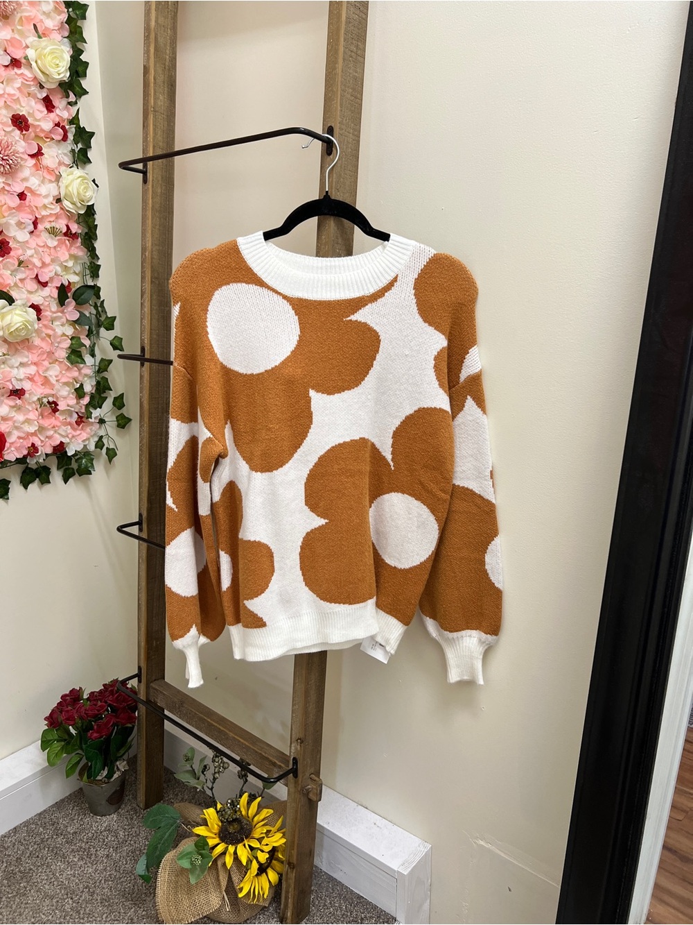 Cozy Floral Crewneck Sweater in White and Brown